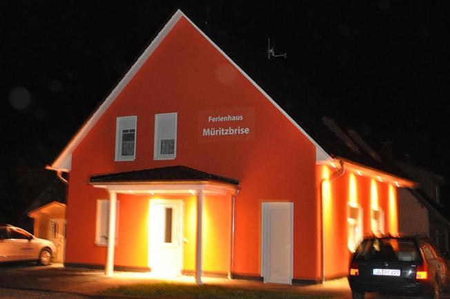 Ferienhaus Mueritzbrise / Og-Appartement Marienfelde Exterior photo